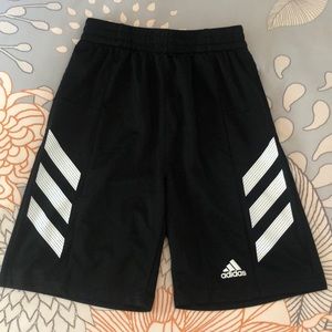 Athletic shorts